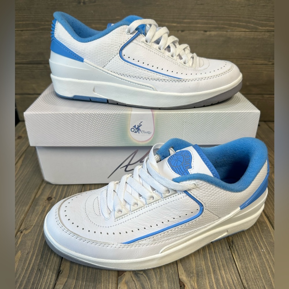 Jordan 2 low - UNC Blue, size 6Y